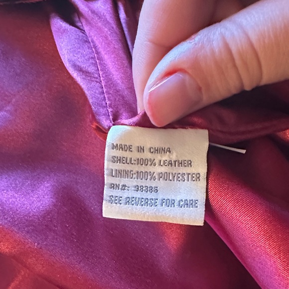 Neiman Marcus Red Leather/Suede Women's Button Jacket - Picture 10 of 10